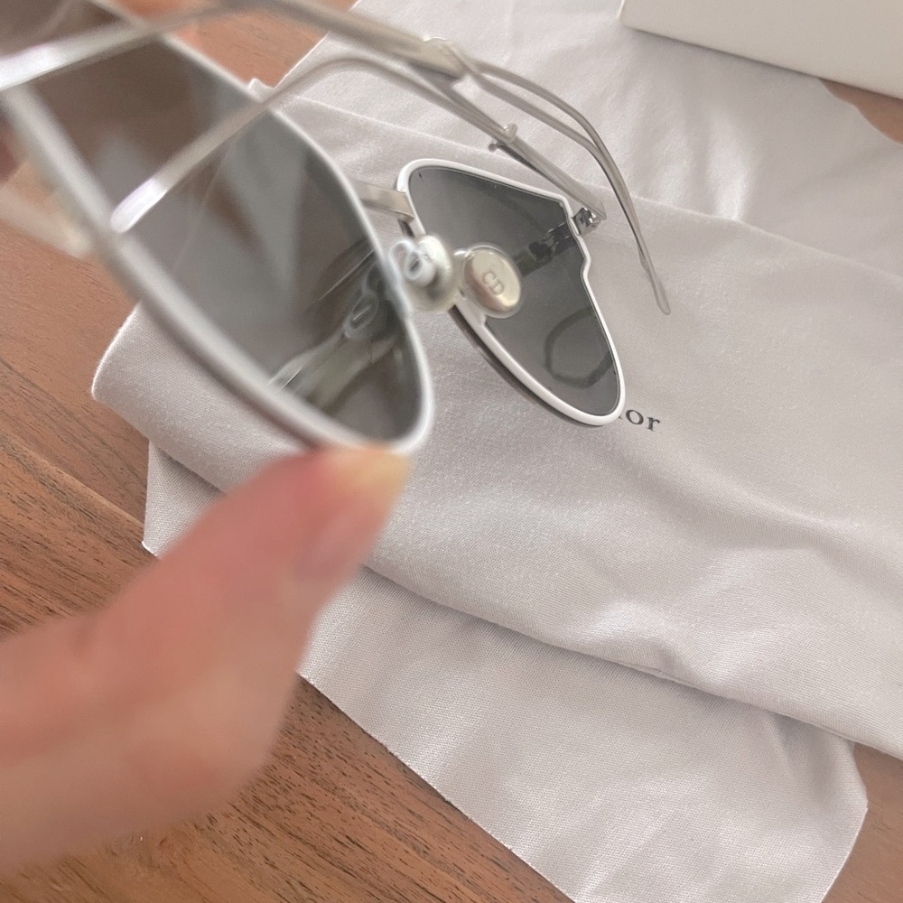 DiorSculpt mirrored Sunglasses - Picture 7 of 12